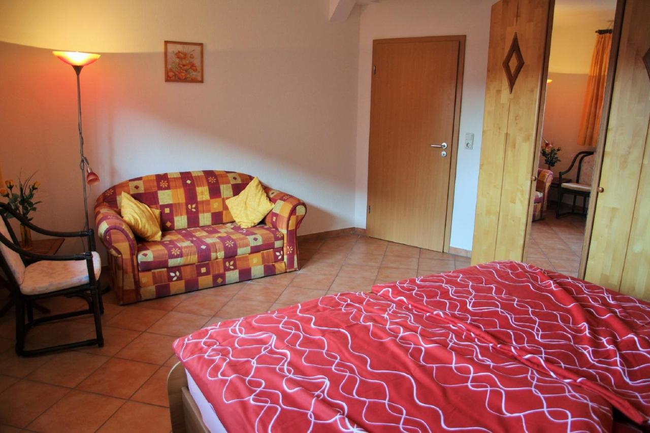 Emmerthal Muellers Hof Ferienwohnung/Pension מראה חיצוני תמונה