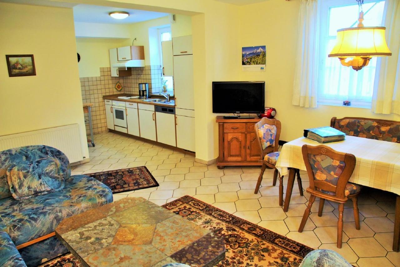 Emmerthal Muellers Hof Ferienwohnung/Pension מראה חיצוני תמונה